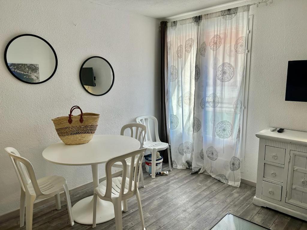 Studio Meuble Bord De Mer Bormes-les-Mimosas Exteriör bild